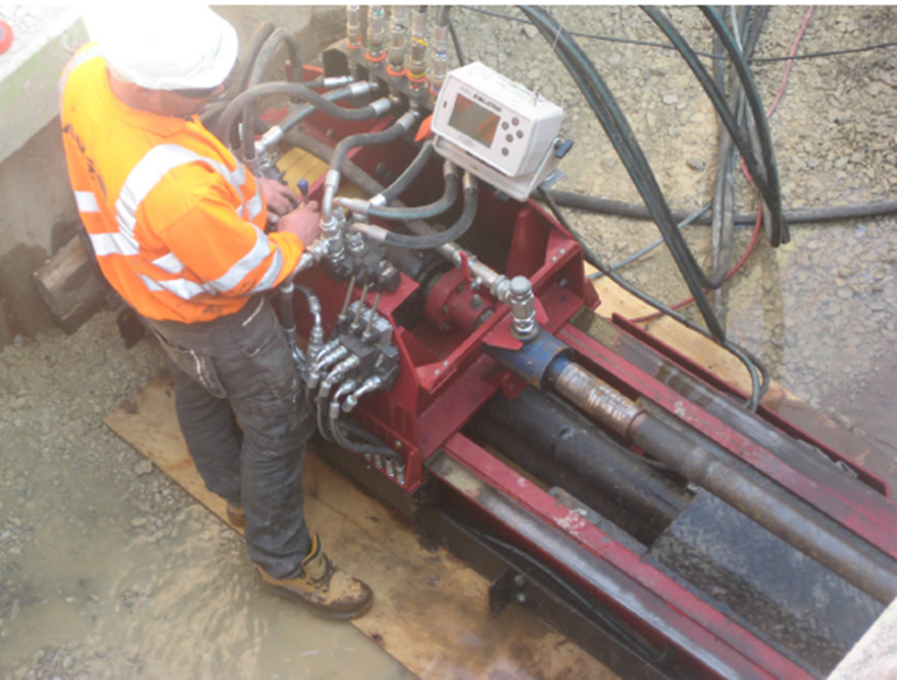 All Hydraulic operation of the Pit Launch directional drilling rig